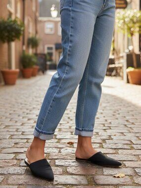 H&M Black Pointed Toe Flats Size 39